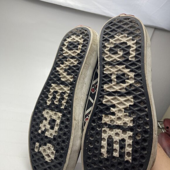 Vans Nintendo NES Controller 'GAME OVER' SK8-Hi High Top Shoes Mens Size 9. - Picture 9 of 16